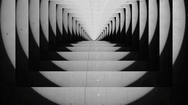 distort